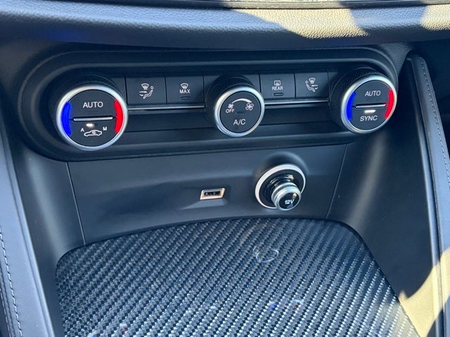 2023 Alfa Romeo Stelvio Quadrifoglio AWD