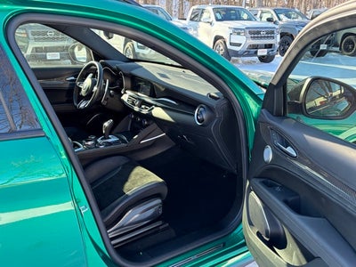 2023 Alfa Romeo Stelvio Quadrifoglio AWD