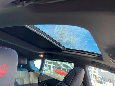 2024 Maserati Levante Modena