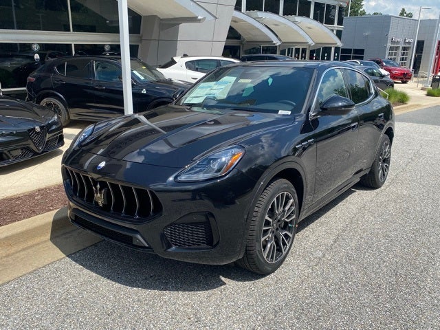 2025 Maserati Grecale Base