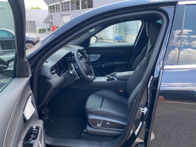 2025 Maserati Grecale Base