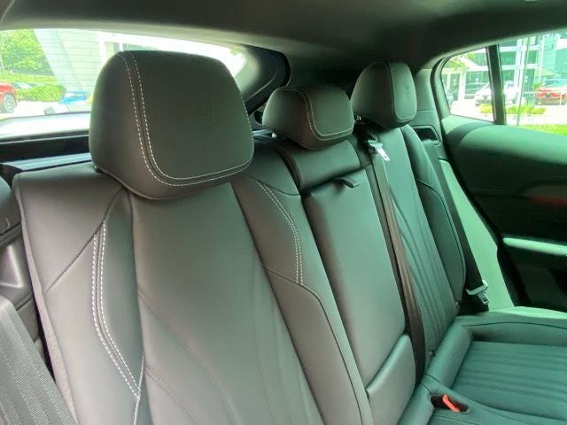 2025 Maserati Grecale Base