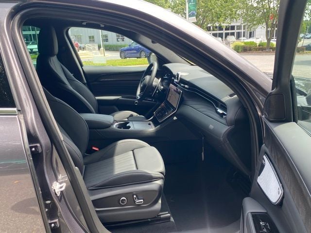 2025 Maserati Grecale Base