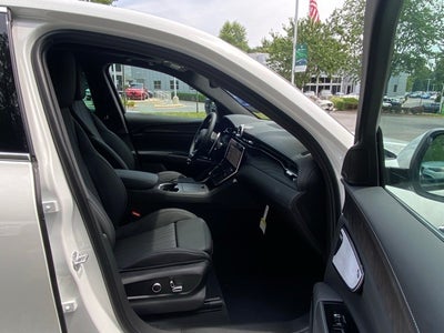 2025 Maserati Grecale Base