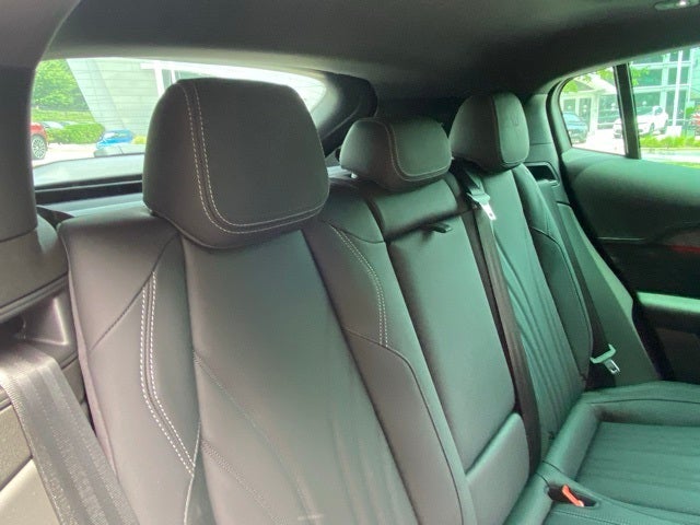 2025 Maserati Grecale Base