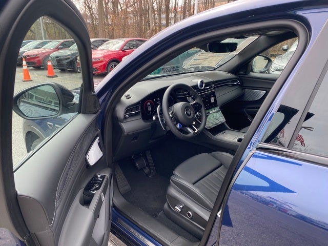 2025 Maserati Grecale Modena